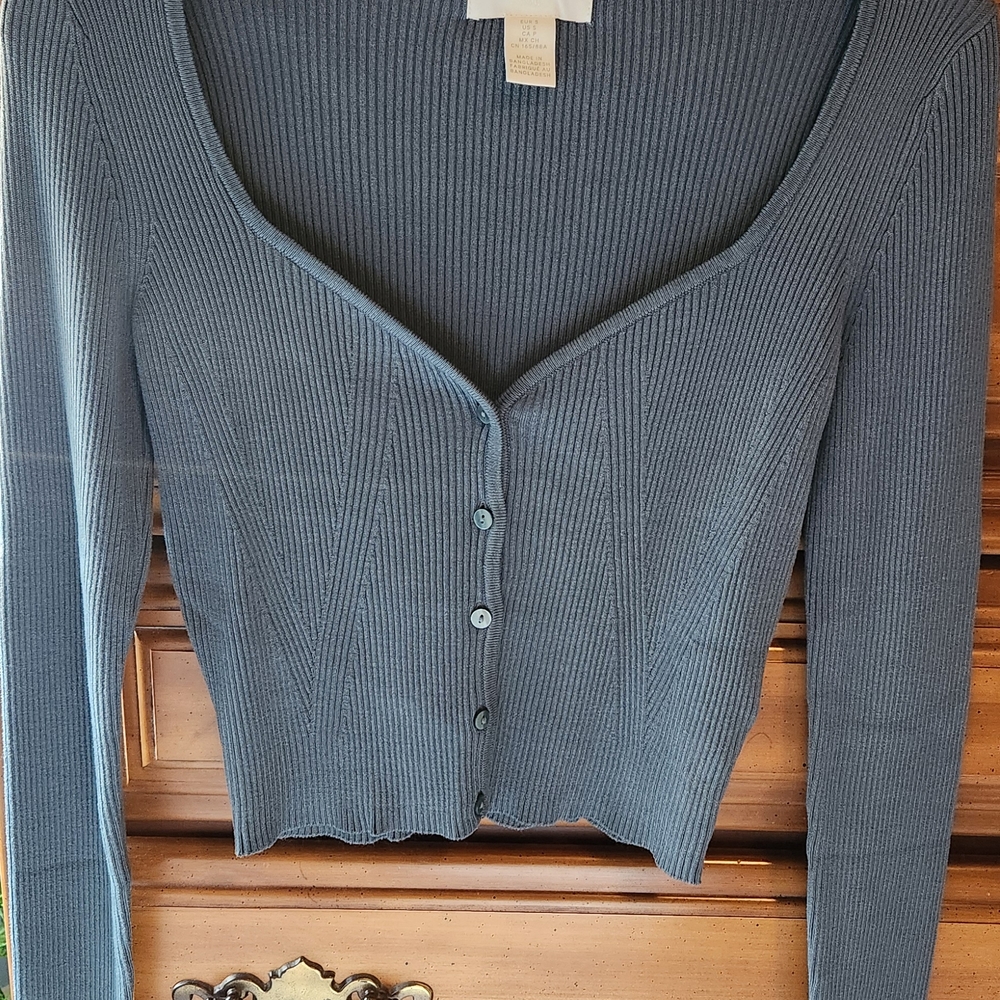H&M Blue Ribbed Button-Down Top